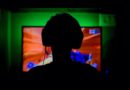 Tинејџер починал на компјутер откако цел ден играл видеоигри Tинејџер починал на компјутер откако цел ден играл видеоигри