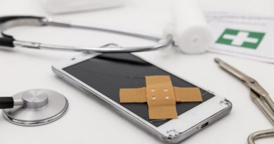 Лоши навики со кои го уништувате вашиот паметен телефон Лоши навики со кои го уништувате вашиот паметен телефон