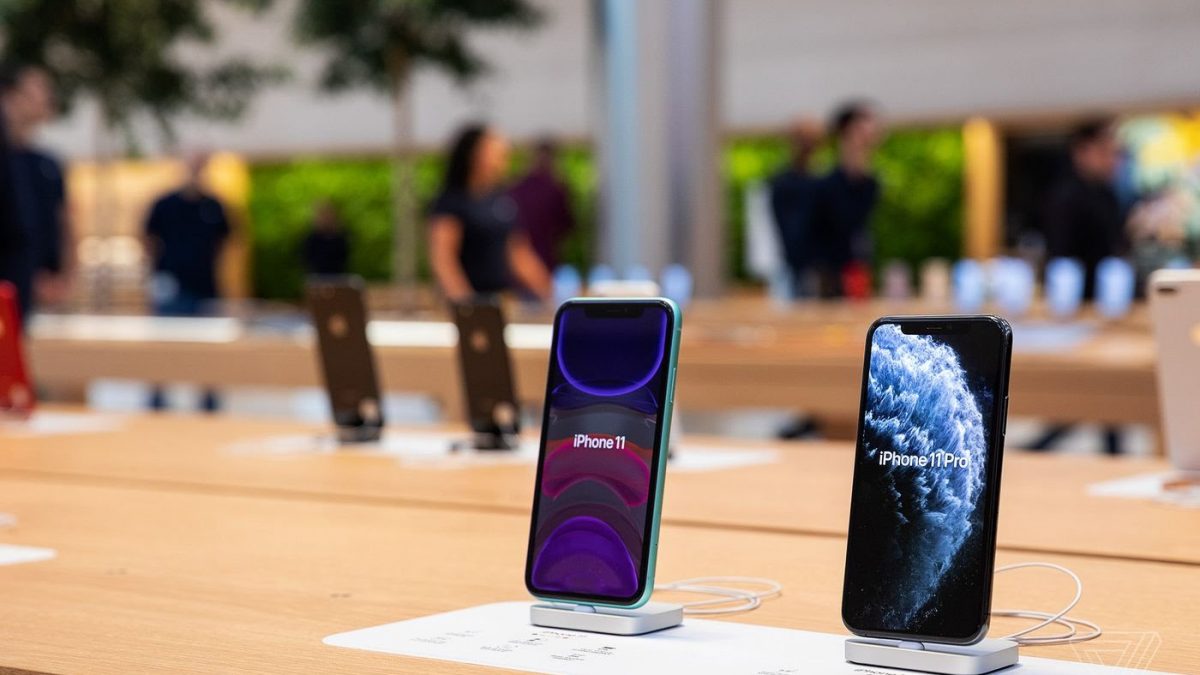 Apple повторно ќе отвори околу 100 продавници низ САД