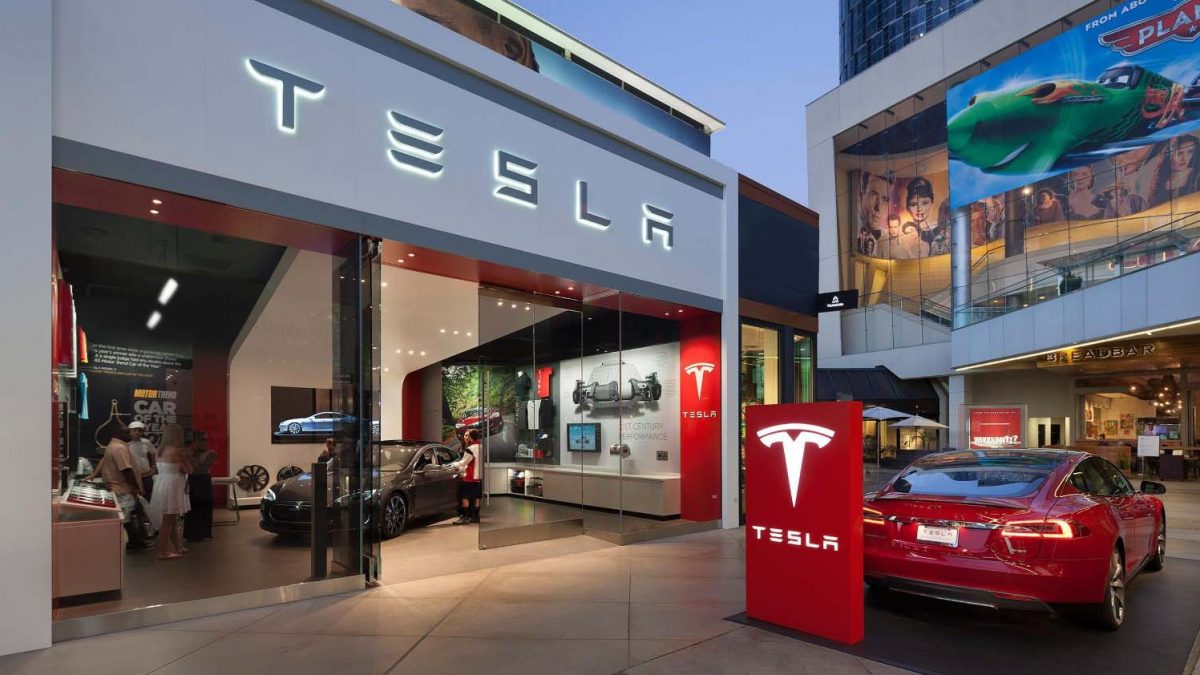 Tesla ја отвора својата прва продавница за возила во Словенија