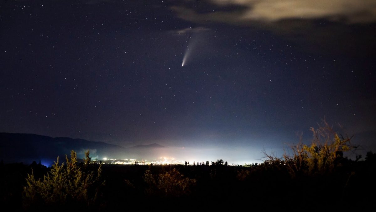 Кометата „Неовајс“ на македонското небо (ФОТО + ВИДЕО)