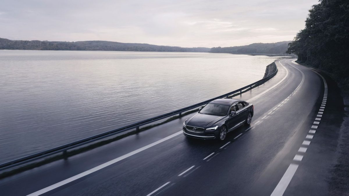 Тјунерите прават Volvo да вози побрзо од 180 км/ч