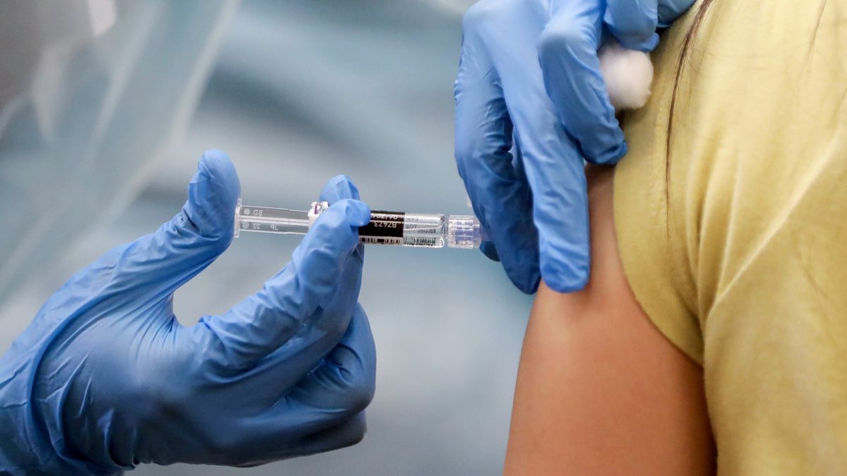 Првата генерација вакцини против Ковид-19 нема да биде ефикасна за сите луѓе