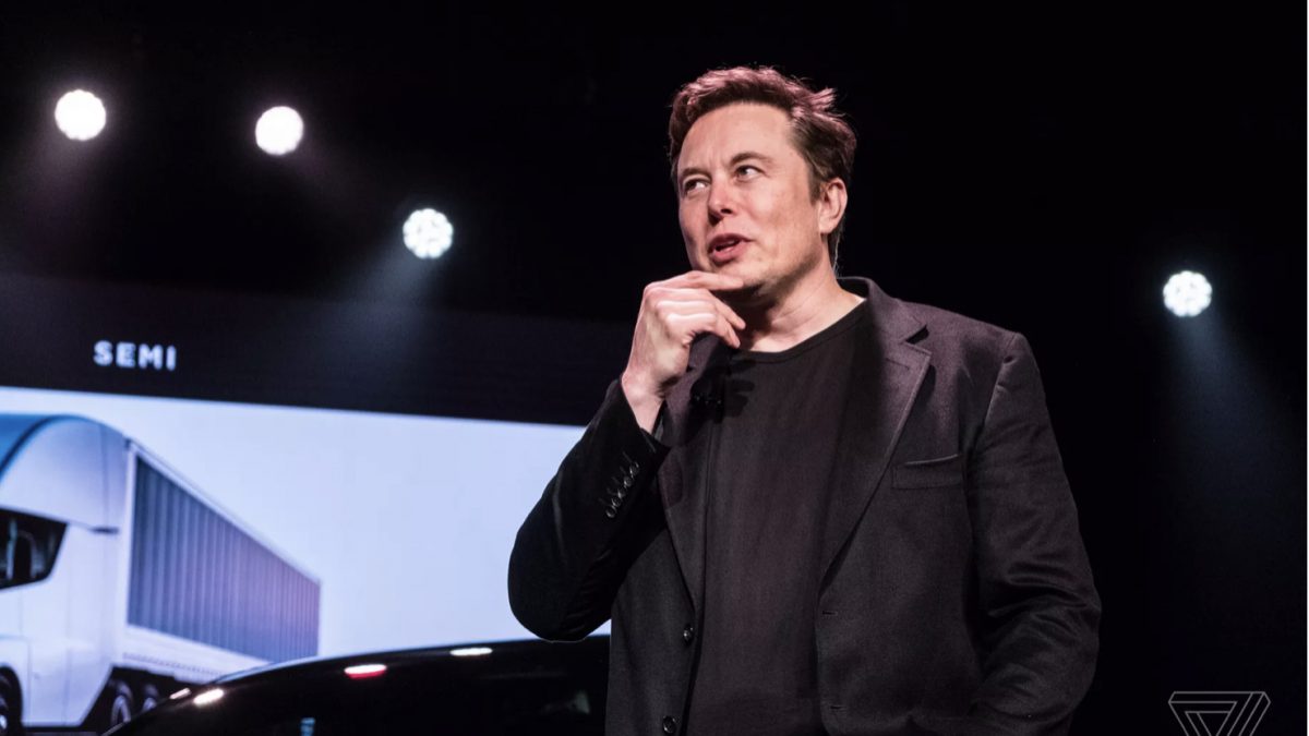 Елон Маск: Се обидов Tesla да ја продадам на Apple