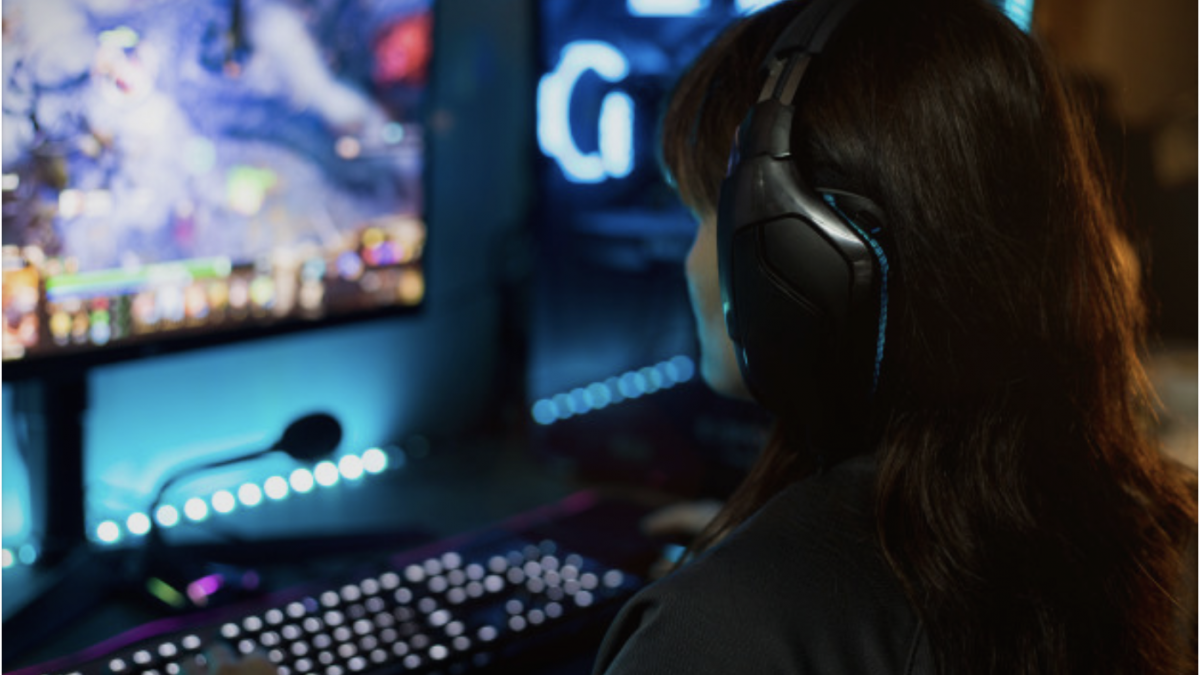 Истражување: Жените се повеќе време посветуваат на видео-игрите