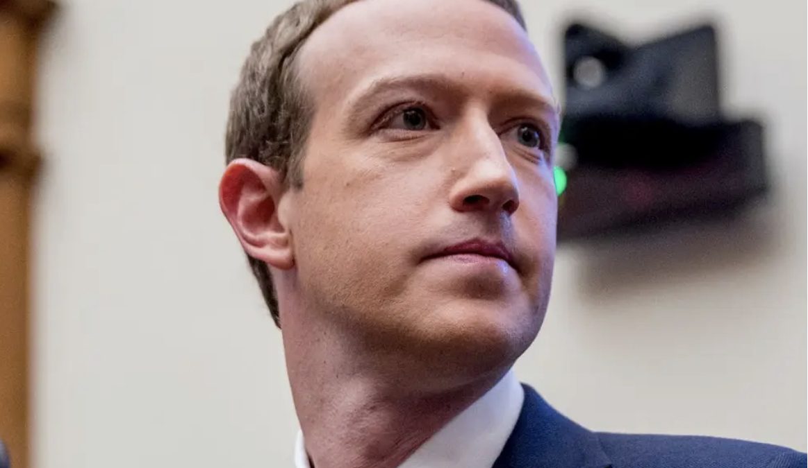 И бројот на Цукерберг меѓу милионите украдени лични податоци од Facebook