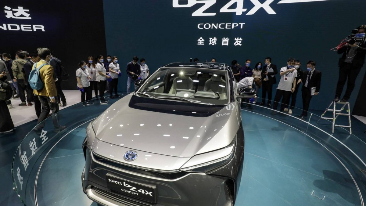 Toyota Motors со нови сончеви батерии за своите автомобили