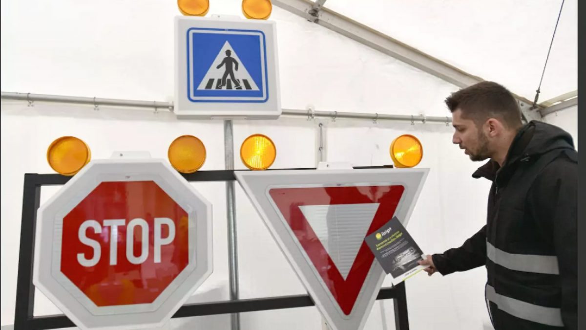 Чешка компанија претстави паметни сообраќајни знаци