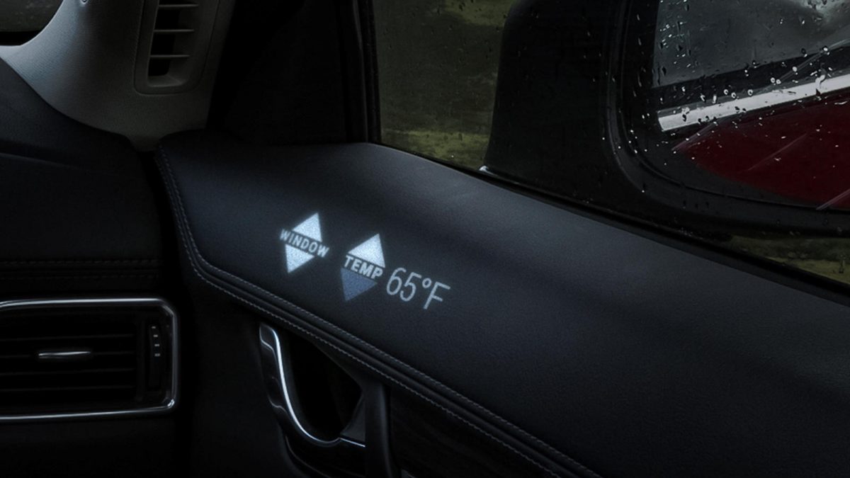 Mazda развива холографски контролни единици кои ќе ги заменат физичките