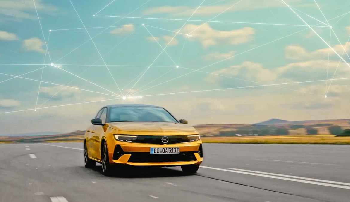 Детоксикација до максимум – Opel комбинира целосна поврзаност со интуитивното работење во новата Astra