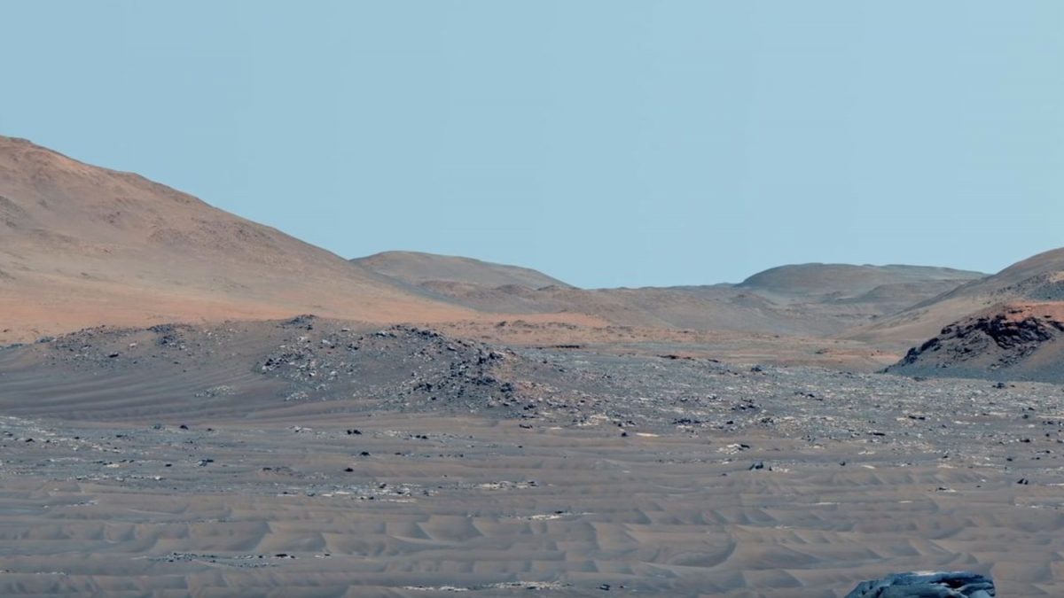 Погледнете го Марс од целосно нова перспектива, како да сте таму (ВИДЕО)