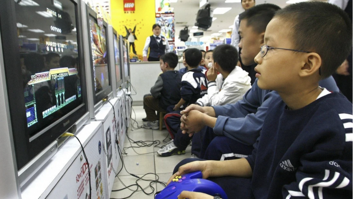 Војната против видео-игрите во Кина веќе уништи 14.000 компании