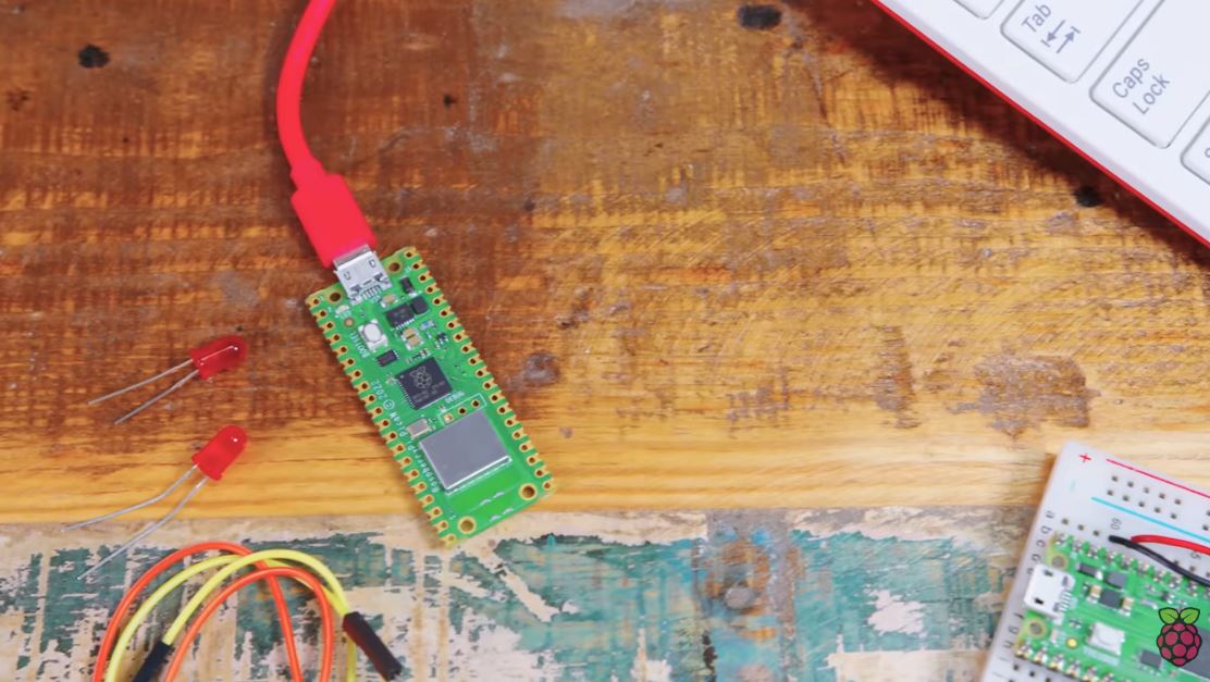 ВИДЕО: Популарниот микроконтролер Raspberry Pi доби Wi-Fi поддршка