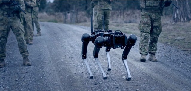 ВИДЕО: Создадени роботи кои се контролираат со умот