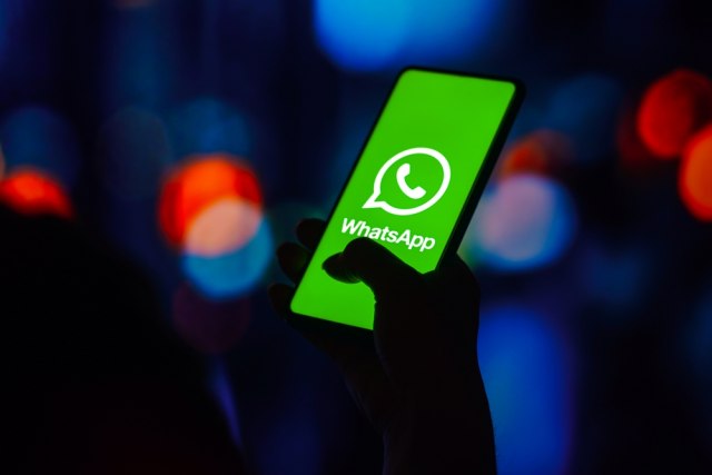 Ниту овде нема да ве заобиколат: WhatsApp воведува реклами