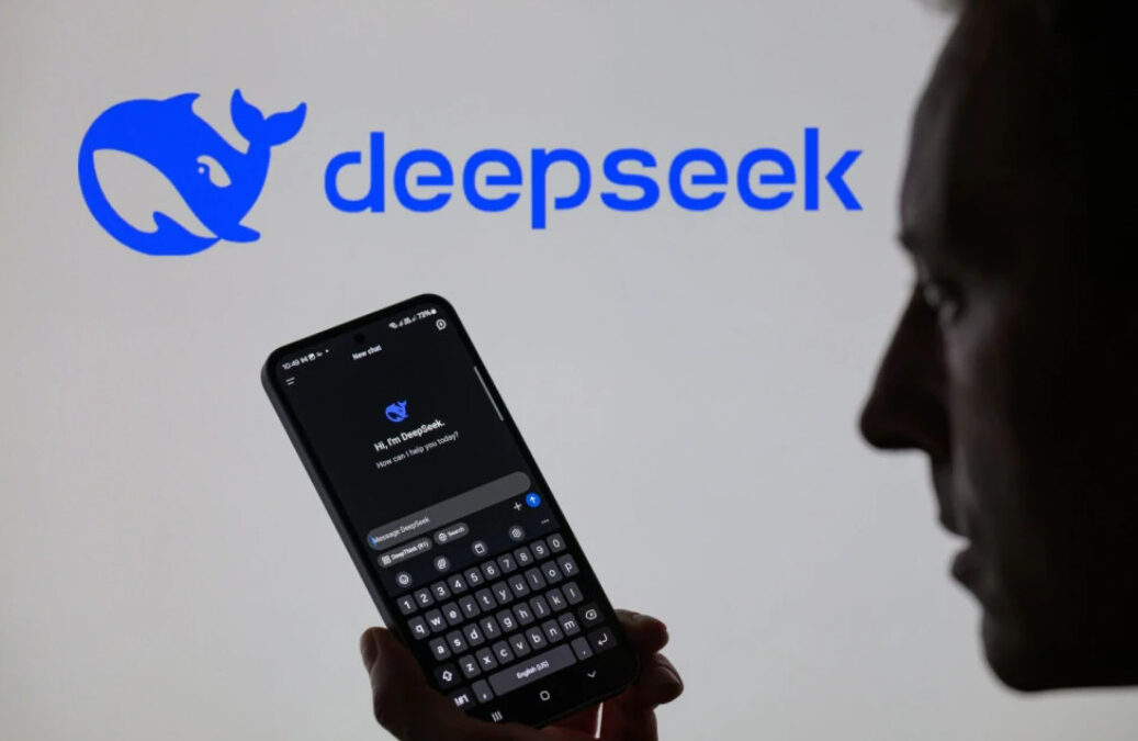 Кинеска двојна игра: DeepSeek споделува кориснички податоци со TikTok?