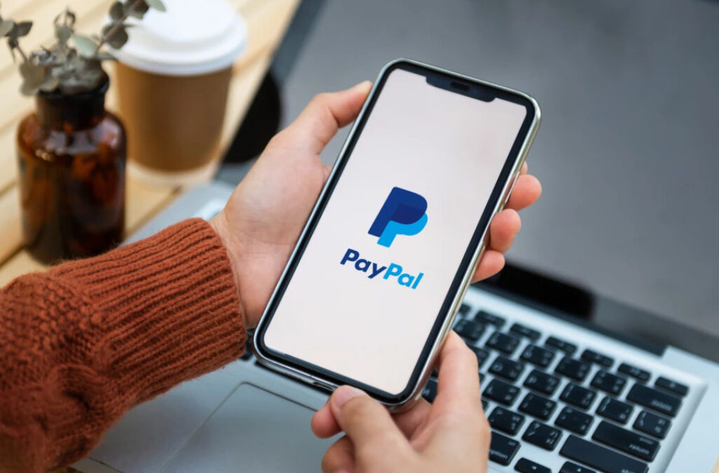 Внимавајте! На продажба податоците од речиси 16 милиони сметки на PayPal