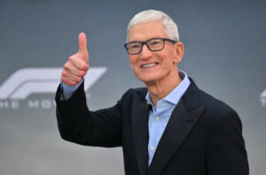 Тим Кук: Apple има нов приоритет – поголем од интернет