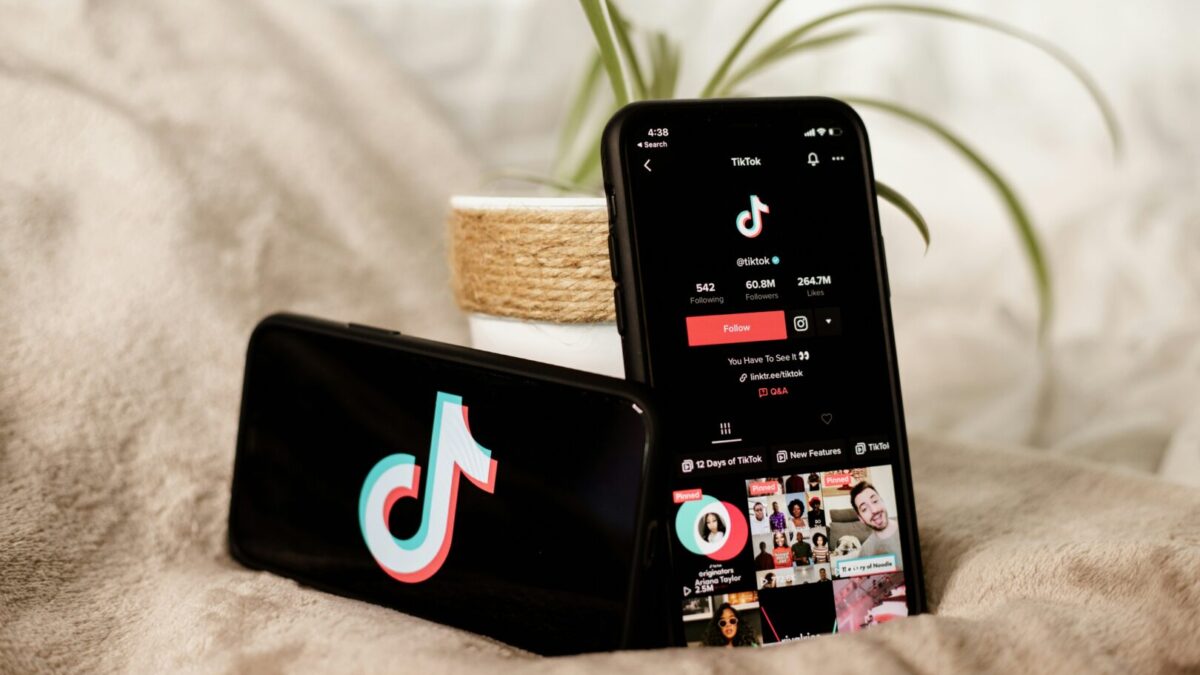 TikTok воведува подобрена проверка на возраста за корисниците низ цела ЕУ