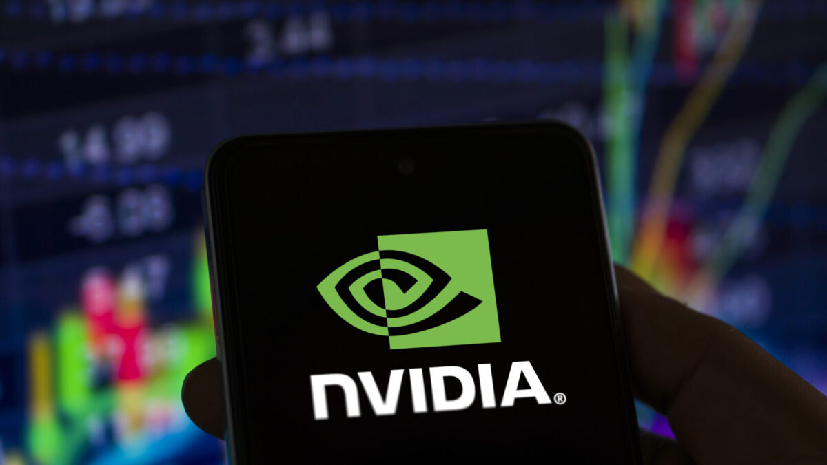 Пакт што менува сè: Intel и Nvidia го создаваат најмоќниот AI „ѕвер“ досега