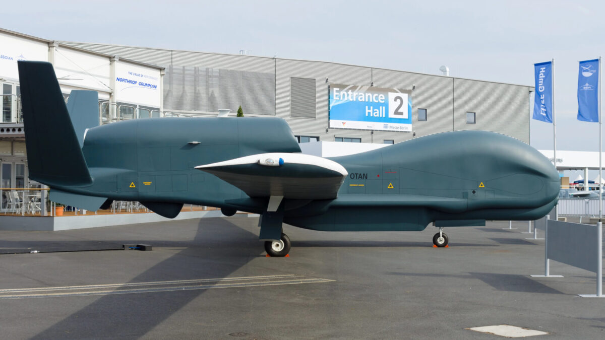 Мистерија за падот на најреткиот и најскапиот американски дрон: леталото одеднаш изгубило висина над Персискиот залив и емитувало сигнал за вонредна ситуација