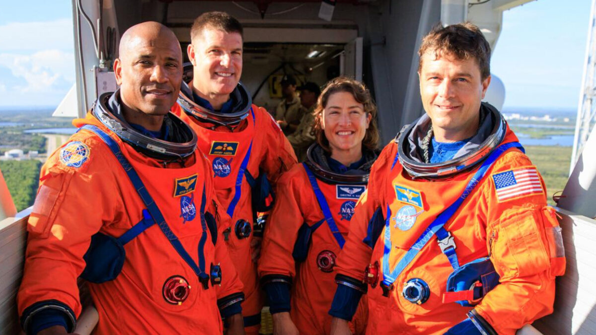 (ВИДЕО) Историска мисија е во тек: Артемис II е лансиран кон Месечината