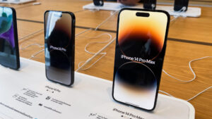 Apple не се откажува: „Островот“ што го подели светот ќе остане на iPhone уште многу години