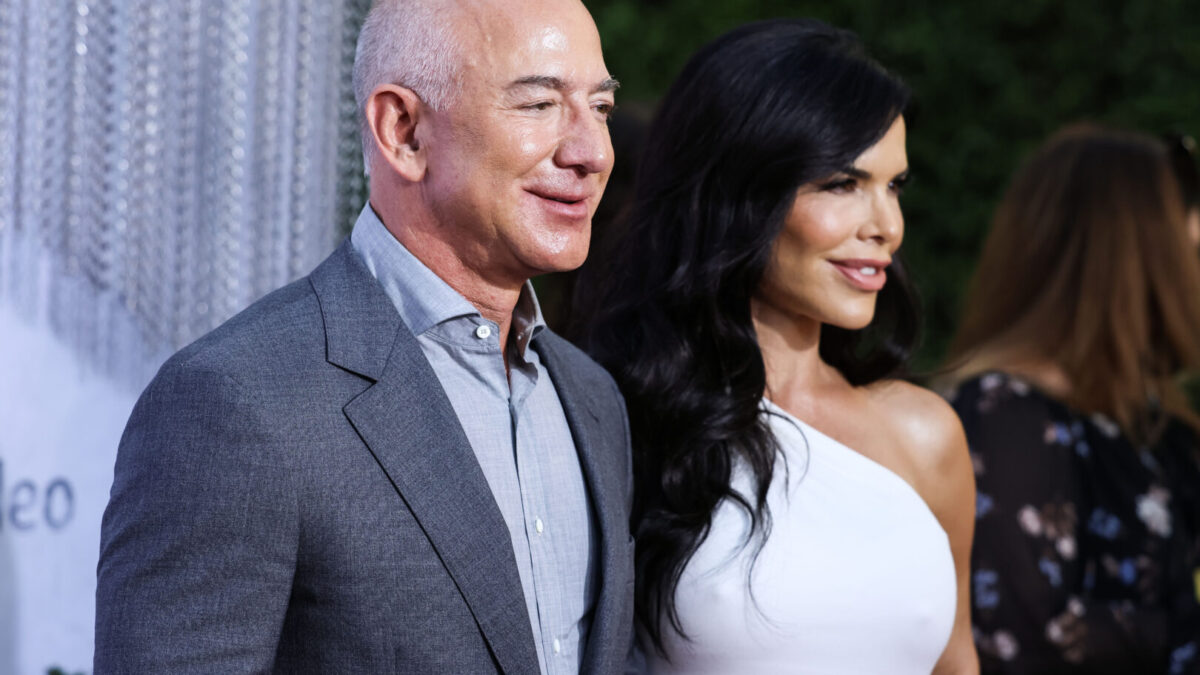 AI лабораторијата на Џеф Безос се приближува до вредност од 38 милијарди долари