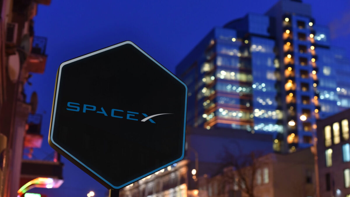 SpaceX собра 85,7 милијарди долари преку рекордна првична јавна понудa