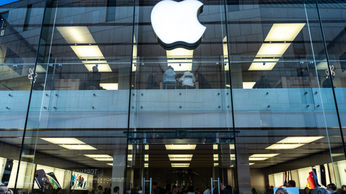 iPhone 19 Pro го носи најголемиот редизајн во последните години?