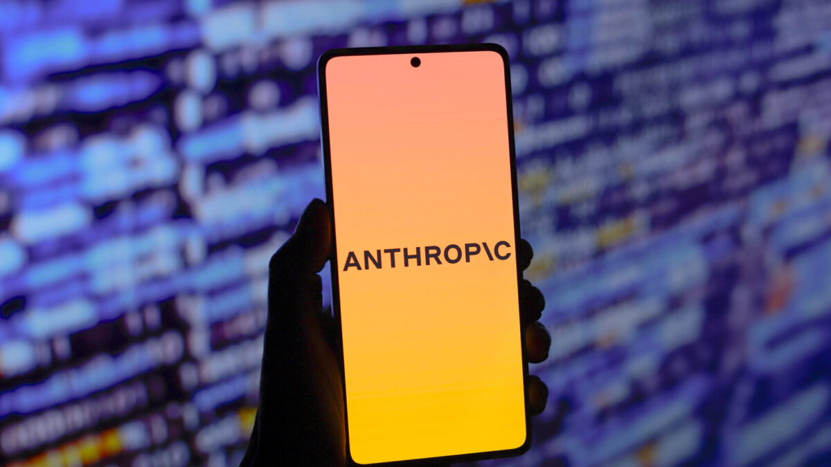 Anthropic се согласи со безбедносните протоколи: САД ги укинуваат контролите за извоз на AI моделите