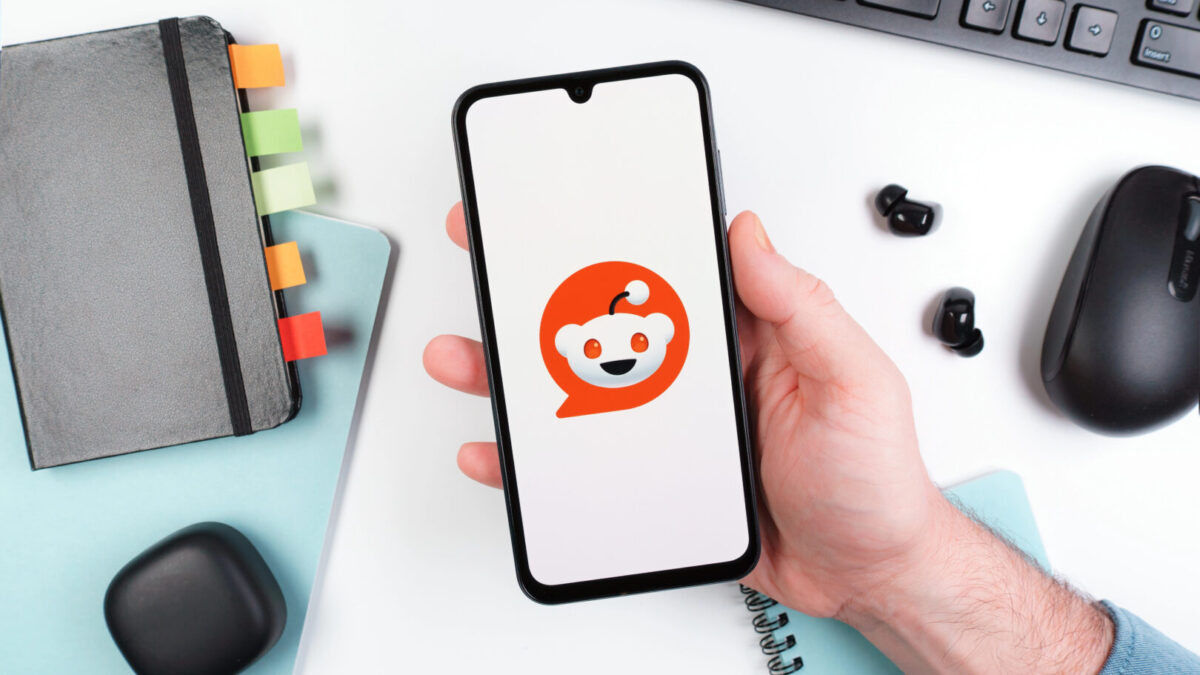 Клин со клин се избива: Reddit лансира сопствена AI армија против ботови