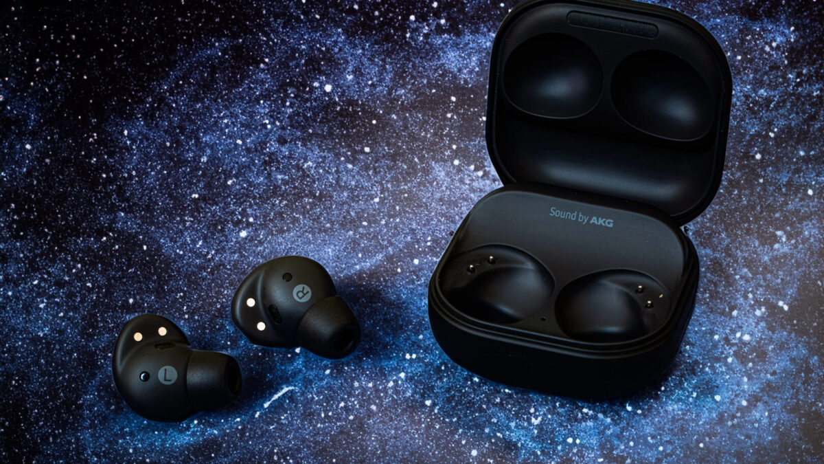 По долго време. Samsung подготвува нови „over-ear“ слушалки