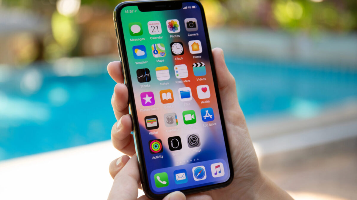 Уште еден iPhone на „црната листа“, дали го поседувате?