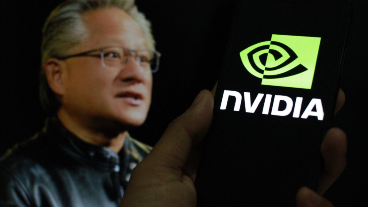 Nvidia го купува Hugging Face за 13 милијарди долари: Ја презема целосната контрола врз AI светот
