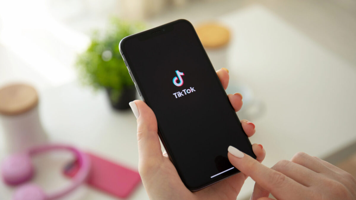 TikTok плаќа 400 милиони долари поради деца: Постигната е голема спогодба во САД