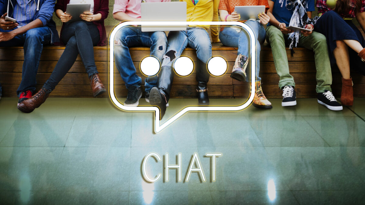 Извештај: ChatGPT за тинејџери претставува преголем ризик за децата